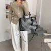 One-shoulder large capacity tote bag